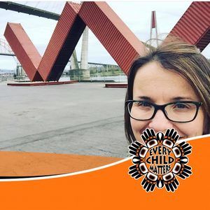 Meet your Posher, Emma